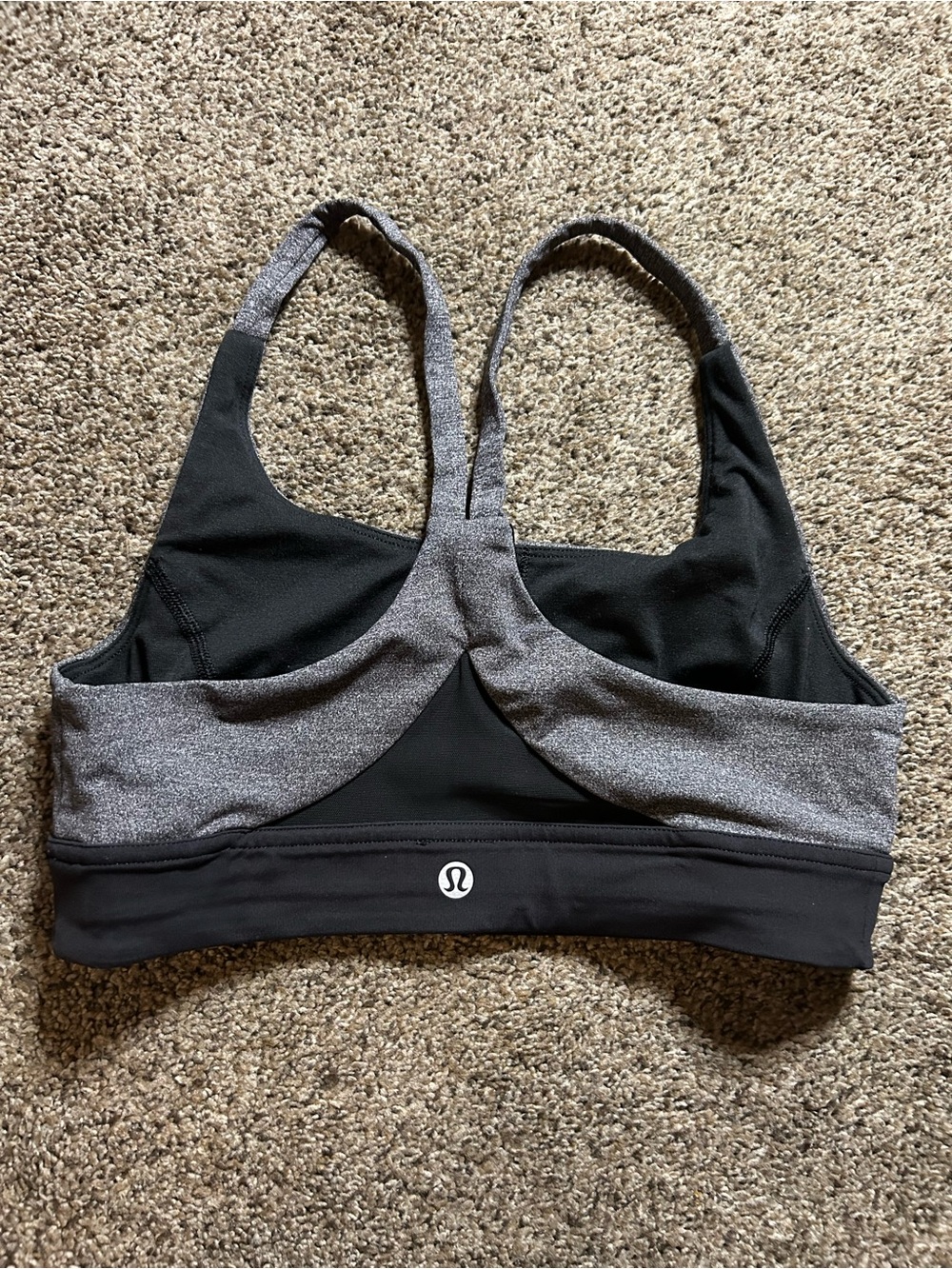 Lululemon sports bra